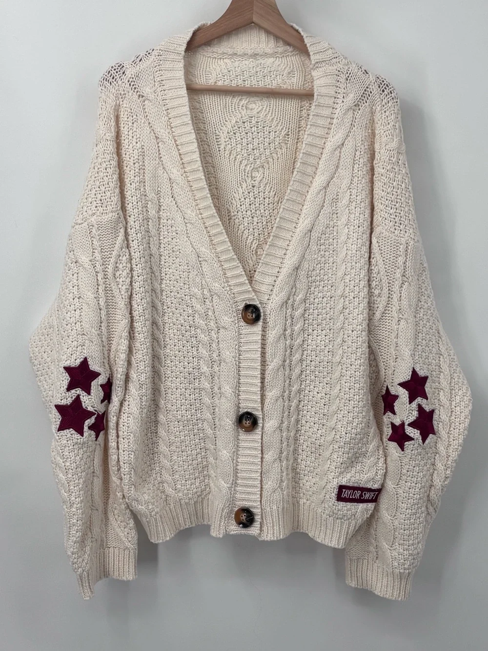 Taylor Swift Cream Cable Knit Button-Front Red star cardigan Med/ Large sweater - Picture 1 of 9